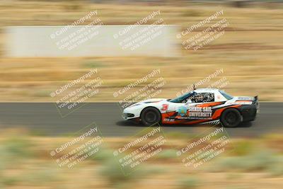 media/May-31-2025-CalClub SCCA (Sat) [[2c1a04e1ee]]/Race/Group 4/Turn 4b/